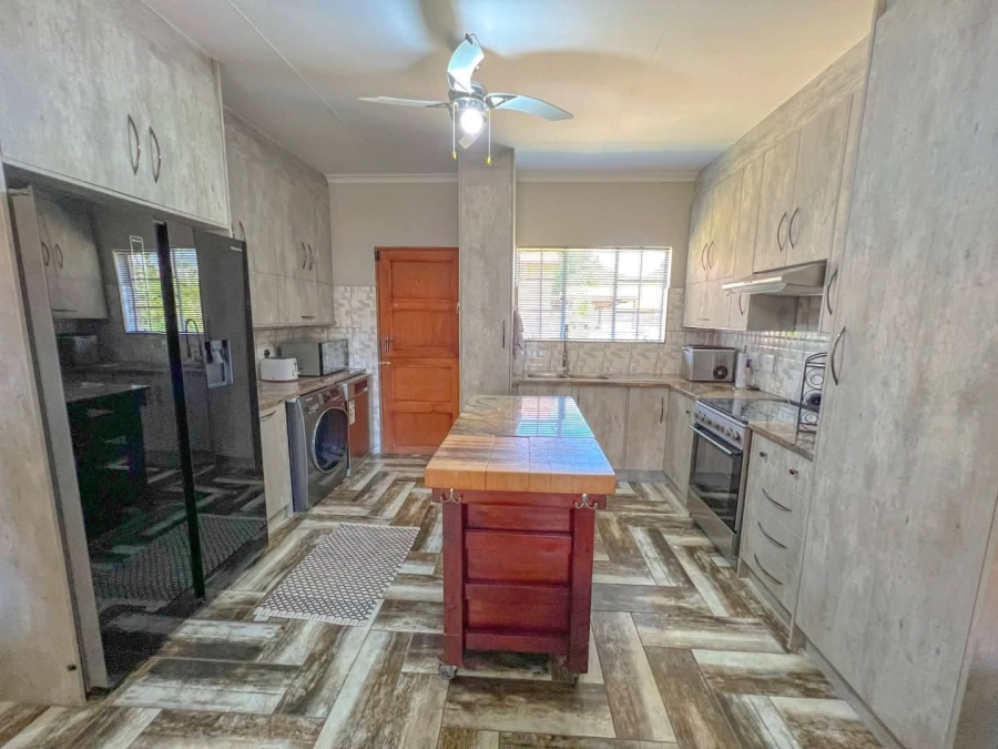 3 Bedroom Property for Sale in Sasolburg Ext 11 Free State